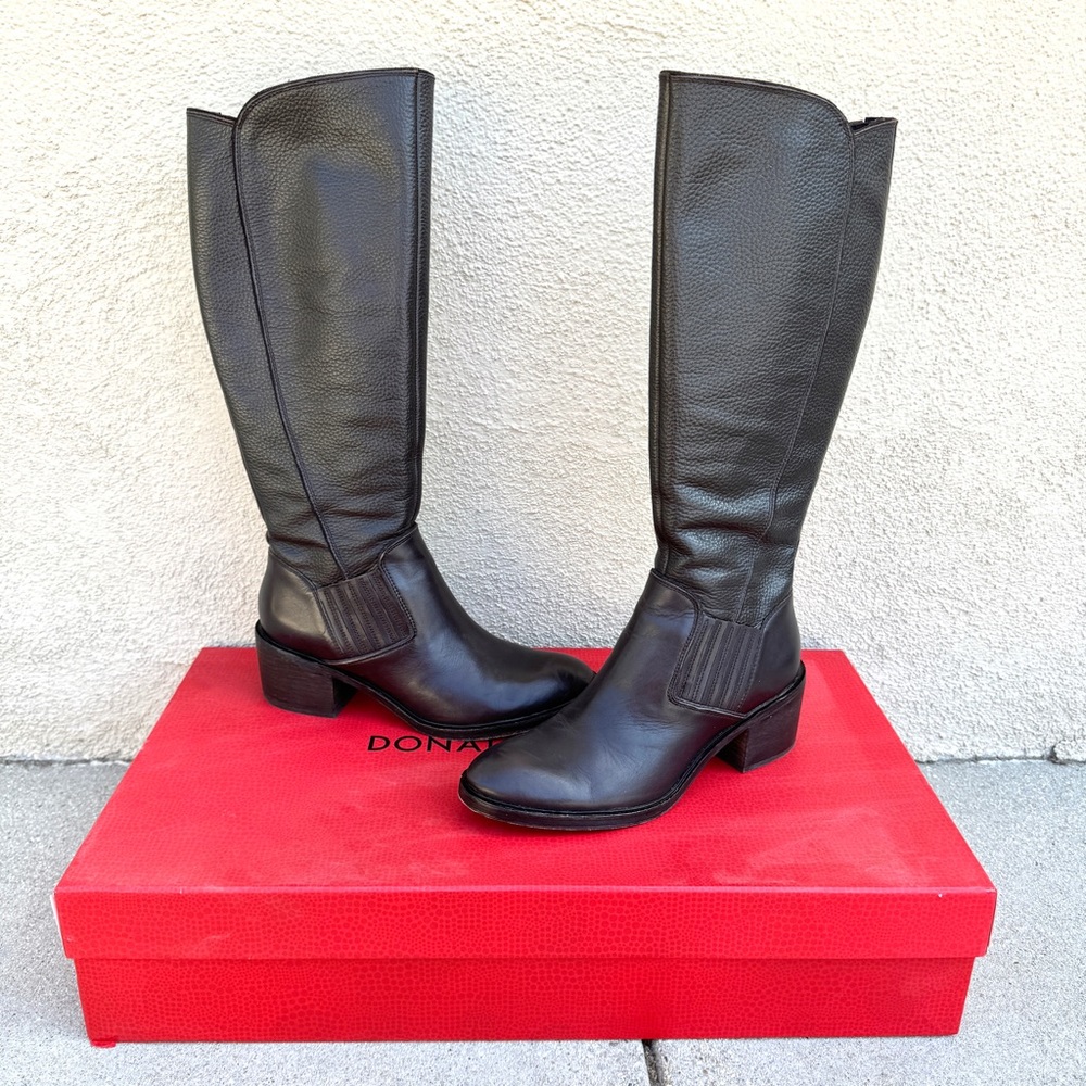 DONALD J. PLINER envy boots DARK BROWN pebbled leather riding equestrian 8.5